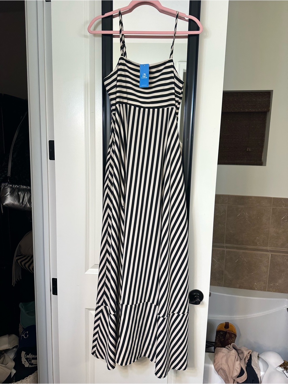 Black and White Striped Maxi Dress - Classic Summer Style - Picture 5 of 14